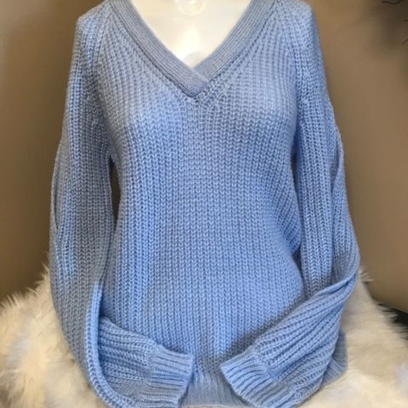 Crave Fame Angel Blue Sweater - Picture 2 of 2
